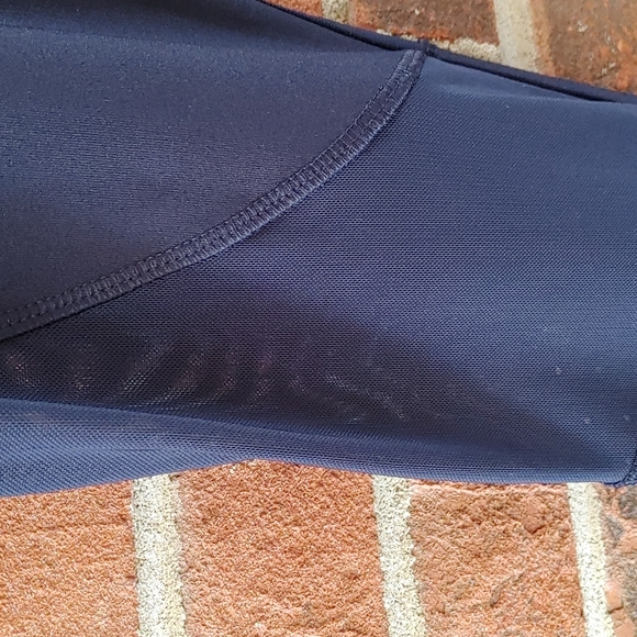 Vogo Athletica Leggings Size L - Picture 3 of 6